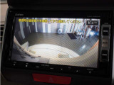 【バックカメラ】後退時も安心。リバース連動で画面が切り替わるのでとっても便利。