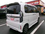 人気の車体色です!