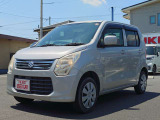 支払総額には車両本体価格のほか、自賠責保険料、税金、登録等に伴う費用が含まれており、岡山県内登録(届出)で店頭納車の場合の価格です。お客様のご要望に基づくオプション等の費用は含みません。