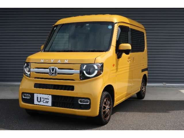 N-VAN +スタイル ファン 4WD 