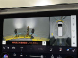 フロントカメラは運転席よりも前の視界を確保することで事前に危険を予知し、事故や衝突を防ぎます。
