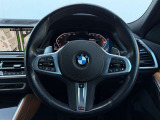BMW Premium Selection 江戸川は、約20台の展示スペースがあり、常時新車拠店より厳選された認定中古車が続々と入庫しております。