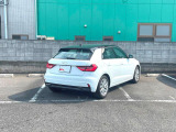 遠方へのご納車も承っております。 ご納車後は最寄のアウディ正規ディーラーで点検整備や保証修理が受けられます。