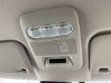 SOSコール 走行中の緊急時(病気や事故、あおり運転など)にボタンひとつでオペレーターに接続!救急や警察への連絡をサポートいたします。※使用にはお申し込みが必要です、詳しくはスタッフまで