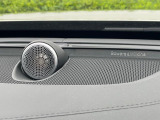 【Bowers & Wilkins】ボルボの上級プレミアムオーディオ。車内空間という特殊な環境に100年以上の伝統を持つイェーテボリ交響楽団の音響を再現した「コンサートモード」を搭載。