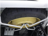 もちろんスペアタイヤや車載工具も完備☆ 万が一のパンクに備えて使用方法もお伝えします!