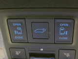 【パワーバックドア】スマートキーや運転席のボタンを押すだけでリアゲートが自動で開閉します!荷物を持っている時や、高い位置にあるバックドアを閉める際に便利な機能です♪