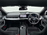BMW専門のメカニックが、100項目にも上るポイントを徹底的にチェック。交換基準に達した部品があれば、弊社負担にて交換後、お客様へご納車致します。