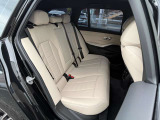 BMW Premium Selection 江戸川は、約20台の展示スペースがあり、常時新車拠店より厳選された認定中古車が続々と入庫しております。
