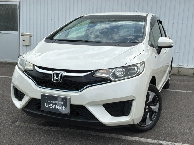 フィット 1.5 ハイブリッド Lパッケージ 4WD