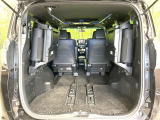 【パワーバックドア】スマートキーや運転席のボタンを押すだけでリアゲートが自動で開閉します!荷物を持っている時や、高い位置にあるバックドアを閉める際に便利な機能です♪