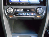 フルオートエアコン装備です!運転席・助手席にシートヒーター装備です☆