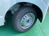 タイヤサイズは145/80R12スチールホイル付き!(夏タイヤ装着)冬タイヤ、ホイール注文も承っております☆