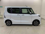 軽自動車、小型車を中心に常時300台展示車を御用意させて頂いております