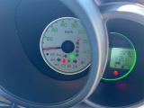 整備スタッフは国家資格を持つプロの整備士です。車検の受入/中間/完成検査と保安基準発行のすべても自社で行います。