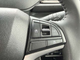【クルーズコントロール】高速道路もラクラク走行。アクセルを離しても一定速度で走行ができ、長距離運転時の負担を軽減!加速・減速も簡単なスイッチ操作で調整できます。