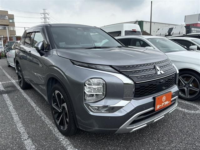 アウトランダー PHEV 2.4 P 4WD 