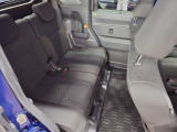 専属スタッフが、お車の内装、外装の仕上げを行っております。納車前にもう一度チェックを行いまして納車をさせていただいております。