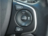 ◆アダプティブクルーズコントロール◆予め設定した車速内でクルマが自動的に加減速。前走車との適切な車間距離を維持しながら追従走行します。【LKAS】車線維持支援システムでステアリング操作を支援。