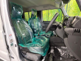 運転席シート廻りは使用感も少なく、良好な状態となっています。丁寧に使われていたことがよくわかりますね。