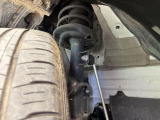 お車を安心してお乗りいただく為には、足回りの定期点検が欠かせません。サービスサポート(有償保証)では無料点検もご提供しており、安心のカーライフをお過ごしいただけるサポート体制が整っています。