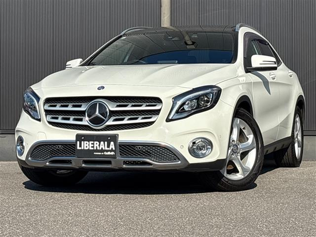 GLAクラス GLA220 4マチック 4WD 4WD 本革シート