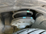 お車を安心してお乗りいただく為には、足回りの定期点検が欠かせません。サービスサポート(有償保証)では無料点検もご提供しており、安心のカーライフをお過ごしいただけるサポート体制が整っています。