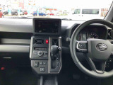 運転中も見やすいメーター。