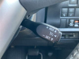 アクセルを踏まなくても設定した速度で走行可能なオートクルーズコントロールを装備しています!ロングドライブでも運転が楽になります。ブレーキやシフト操作でも解除可能です!