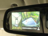 【アラウンドビューモニター】専用のカメラにより、上から見下ろしたような視点で360度クルマの周囲を確認することができます☆死角部分も確認しやすく、狭い場所での切り返しや駐車もスムーズに行えます。