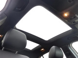 GLAクラス GLA220 4マチック 4WD 4WD サンルーフ