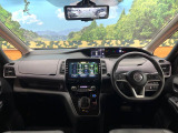 セレナ 1.2 e-POWER ハイウェイスターV アーバンクロム 