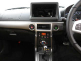 現車はオーディオが付いていない状態です。お客様のライフスタイルに合わせて、ナビゲーションやディスプレイオーディオなどのご提案をさせていただきます。お気軽にご相談くださいね。