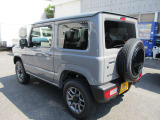 届出済未使用車/4WD/5速MT/禁煙車/プッシュスタートエンジン/スマートキー/アイドリングストップ/障害物センター/シートヒーター/アルミホイール/ハンドルスイッチ/オートライト/電格ドアミラー