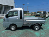 気になるお車がございましたら、お気軽にお問い合わせください。お見積りや車両状態のご説明はもちろん、ご購入後の点検・車検・メンテナンスまで、スタッフがしっかりサポートいたします。