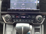 運転席&助手席シートヒーターが付いてます。寒い冬でもスイッチONで座面をあたたかくして、ドライブをさらに快適にしてくれます