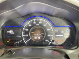 【スピードメーター】メーターがシンプルで見やすく運転しやすいですね!