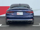 【Audi認定中古車】Audi専任の研修を受け熟練したメカニックが大切にご納車整備をさせて頂きます。お客様にご満足・ご納得し、お乗り頂く為にFor Nextグループの追及は日々続きます。