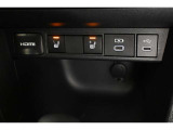 HDMI入力端子ソケット装備!寒い日も快適♪シートヒーター装備!USB端子ソケット装備!