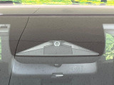 【ホンダセンシング】走行中に前方の車両等を認識し、衝突しそうな時は警報とブレーキで衝突回避と被害軽減をアシスト。より安全にドライブをお楽しみいただけます。