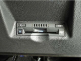 ETCゲートを使ってキャッシュレスで料金所を通過・スマートに時短出来ます。スマートICを乗降出来るのもメリットです!ETCカードはトヨタカードがおすすめ!