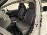 厚みがあって、座り心地のいいシート。運転席も助手席もリラックスしてゆったりと座れます♪