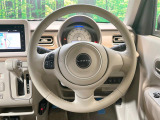 【純正革巻きステアリング】上質な革を使用することで、手にしっかり馴染みとても運転しやすいハンドルです♪
