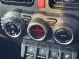 【 オートエアコン 】車内温度を感知して自動で温度調整をしてくれるのでいつでも快適な車内空間を創り上げます!