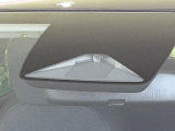 【シティブレーキアクティブシステム】低速走行中に前方の車両等を認識し、衝突しそうな時は警報とブレーキで衝突回避と被害軽減をアシスト。より安全にドライブをお楽しみいただけます。