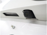 バックカメラが付いているので後方確認が非常にしやすいです。今や運転初心者も熟練者も必須装備!ついていて損はないですね♪