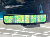 【デジタルインナーミラー】後席の大きな荷物や同乗者で後方が確認しづらい時でも安心!カメラが撮影した車両後方の映像をルームミラー内に表示。クリアな視界で状況の確認が可能です!