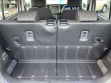 荷室スペースは樹脂のパネルで防汚加工がされています。水濡れや汚れを気にせずアクティブにお使いいただけます。
