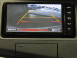 バックガイドモニターで、後方を確認しながら安心して駐車することができます。運転初心者も熟練者も必須の機能ですよ!