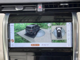 サラウンドカメラ(360&deg;カメラ)『車載のカメラを駆使し、車を真上から見下ろしている映像に変換、センターディスプレイに表示させ、安全な駐車をサポート。縦列駐車や狭い場所への駐車に大きく役立ちます。』